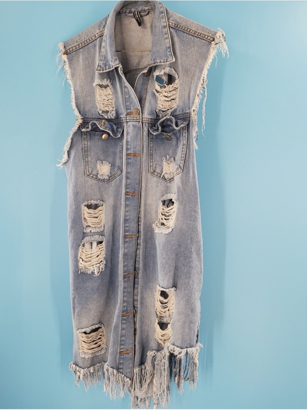 Distressed Sleeveless Light Wash Denim Vest Dress - Blue